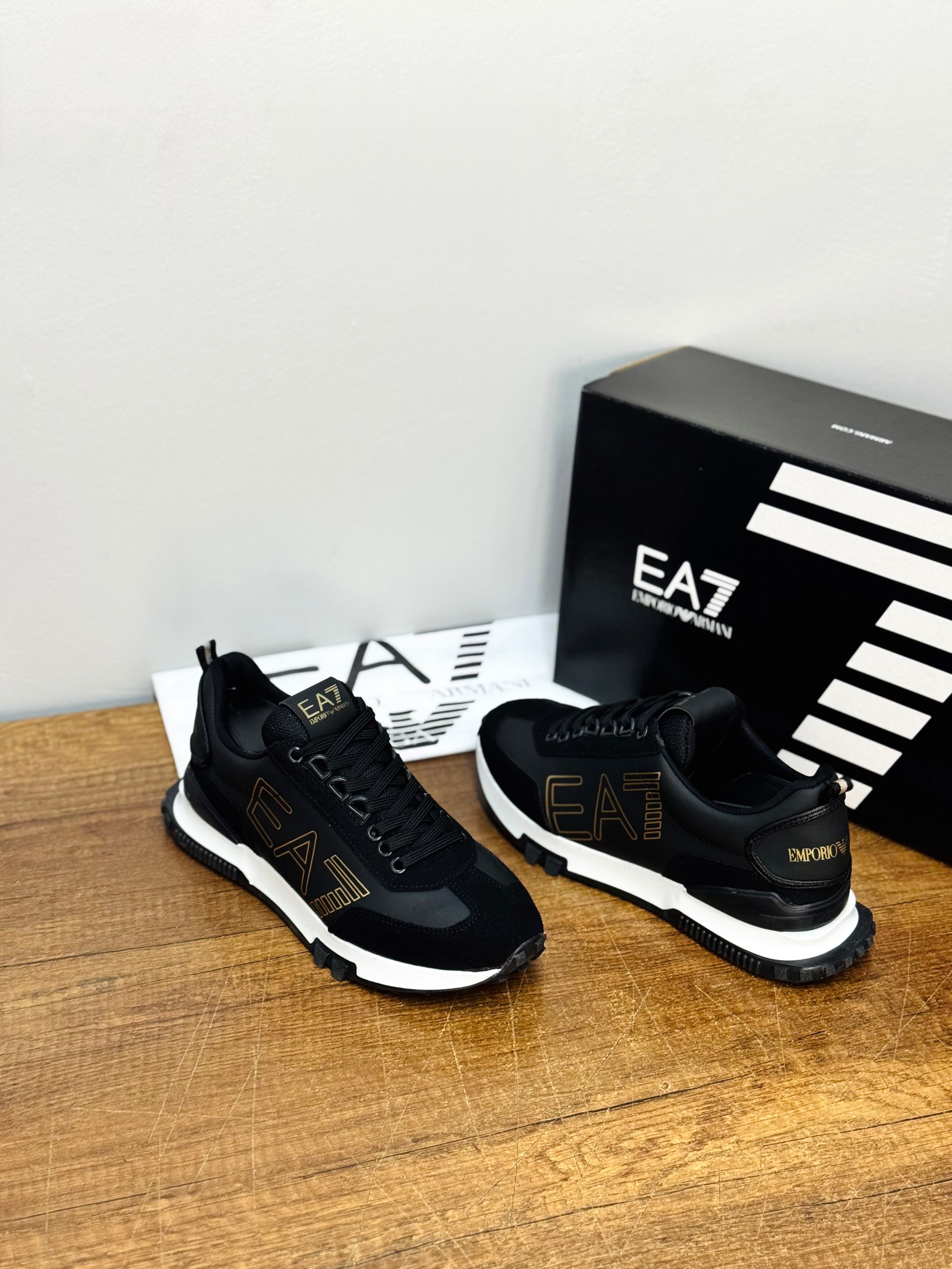 EA7 Emporio Armani Erkek Sneaker – Siyah/Gold MÇ