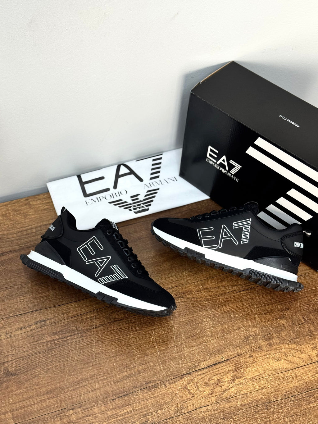 EA7 Emporio Armani Erkek Sneaker – Siyah/Beyaz MÇ