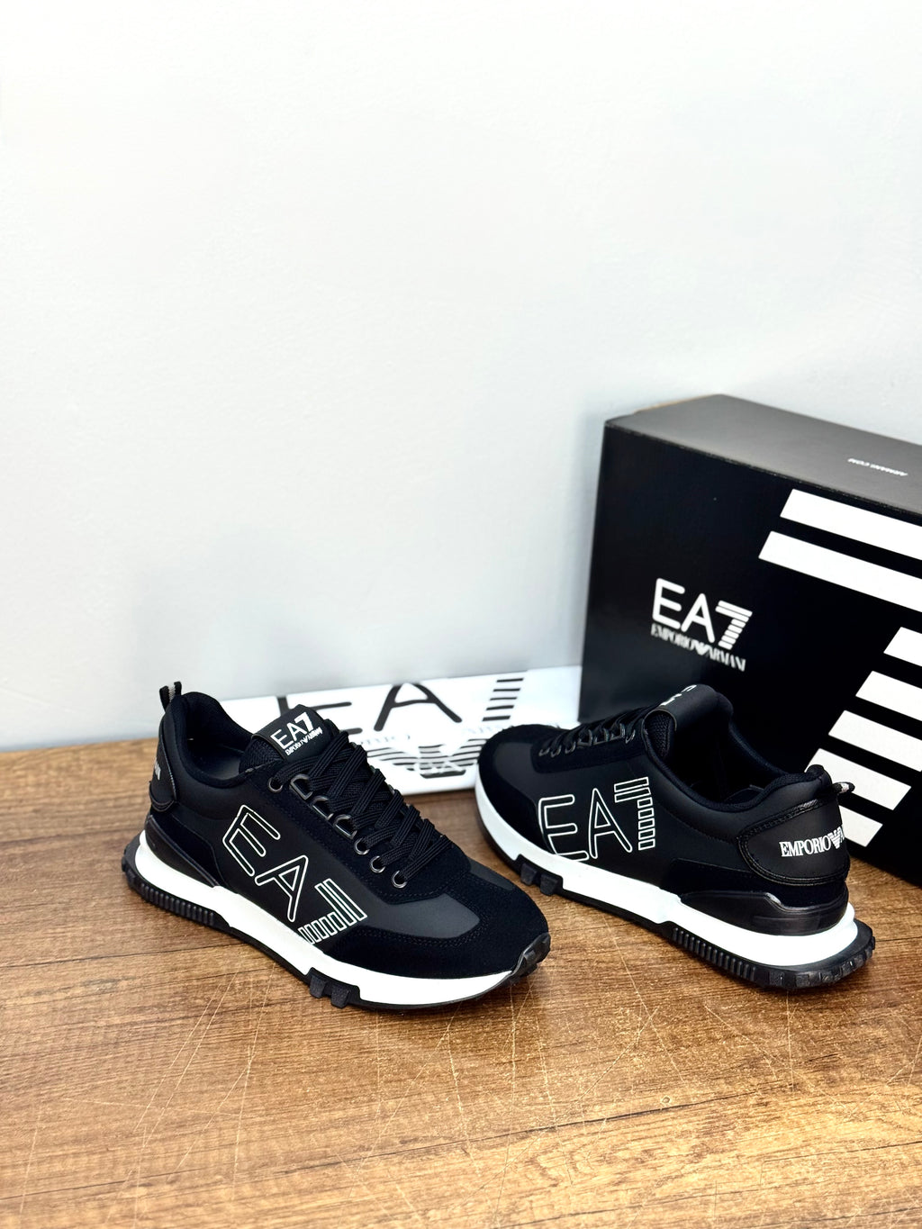 EA7 Emporio Armani Erkek Sneaker – Siyah/Beyaz MÇ