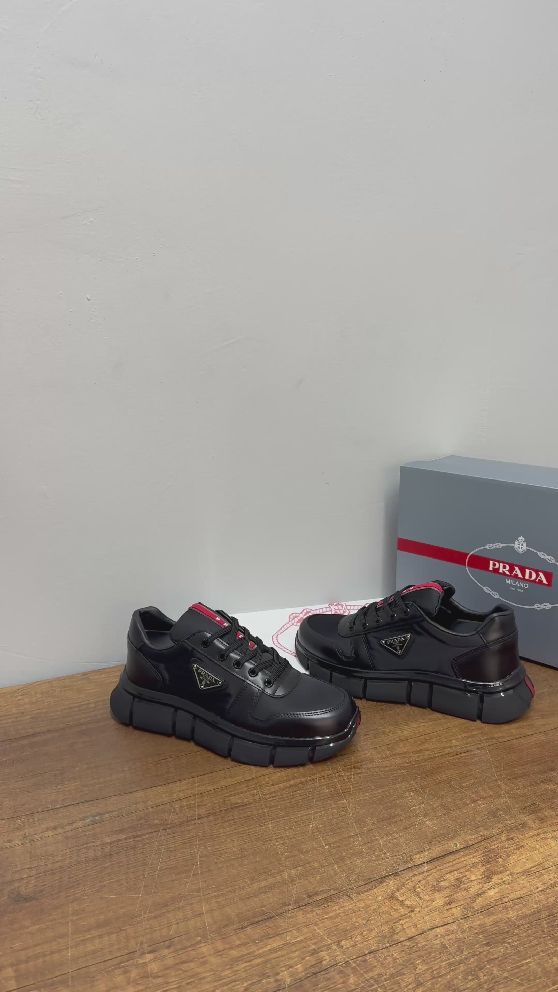 Prada 04 siyah ayakkabı