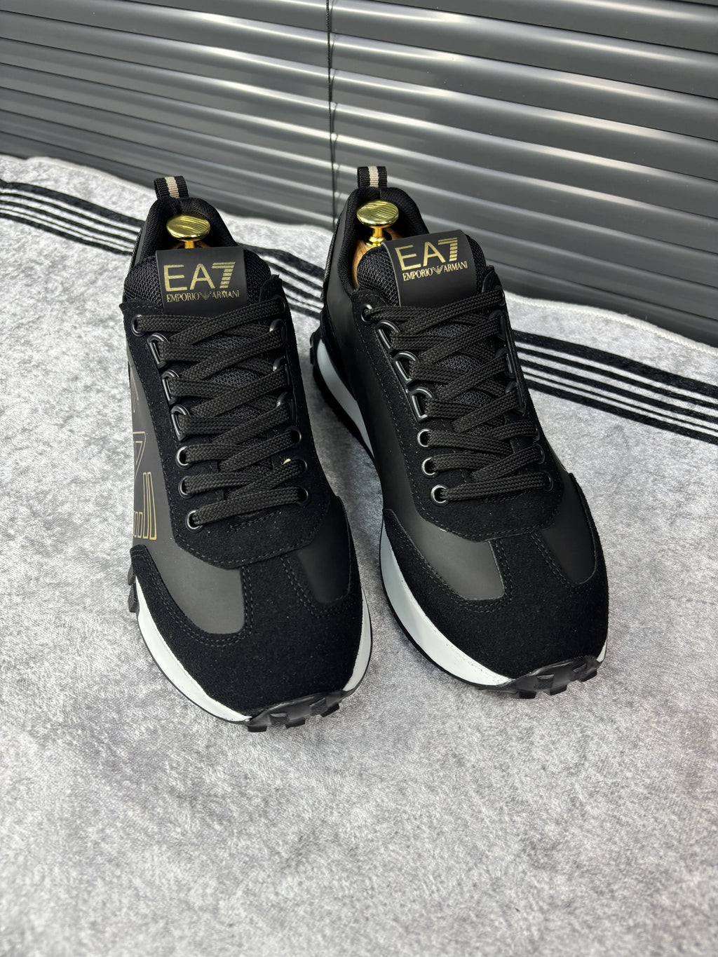 EA7 Emporio Armani Erkek Sneaker – Siyah/Gold MÇ