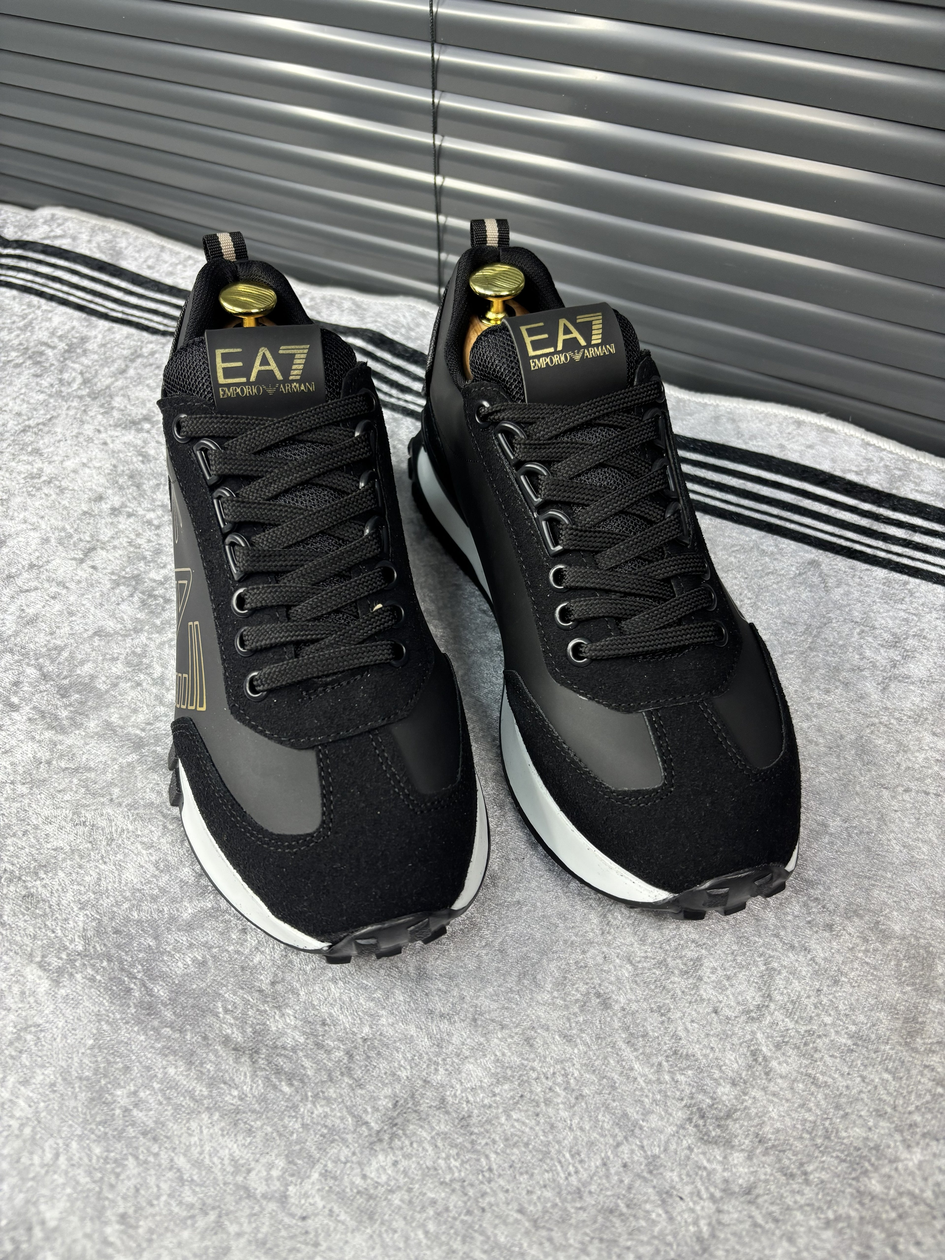 EA7 Emporio Armani Erkek Sneaker – Siyah/Gold MÇ